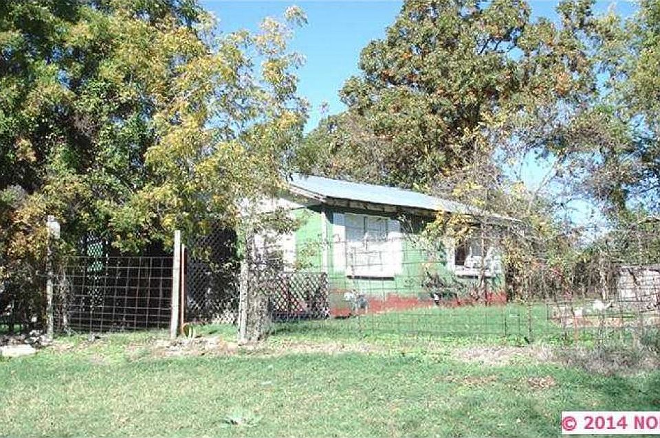 2nd image of 22189 S Park Hill Rd