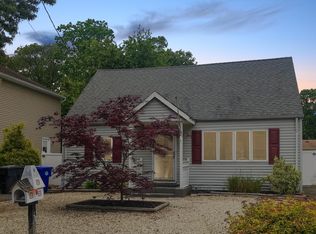 44 Pacific Ocean Dr, Brick, NJ 08723