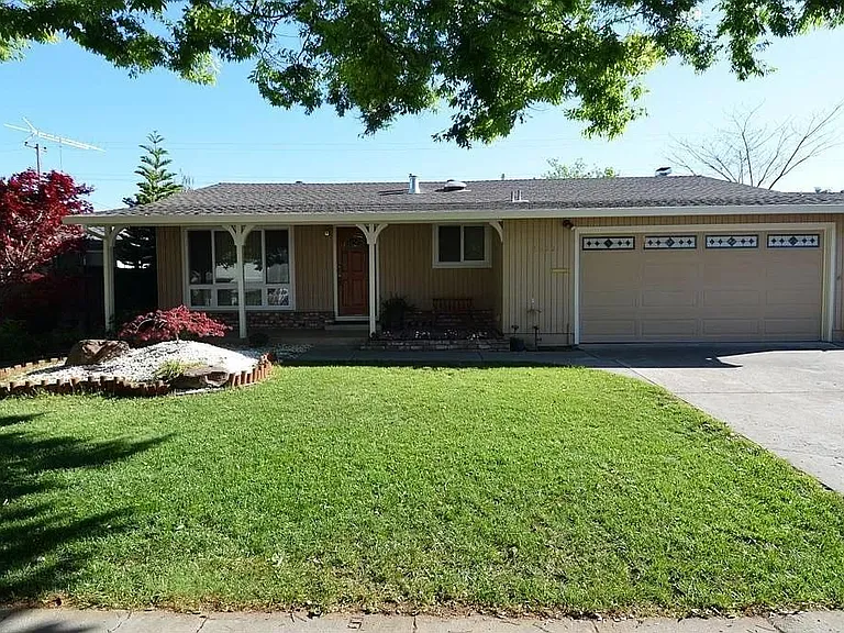 4922 Bela Dr — Photo 1