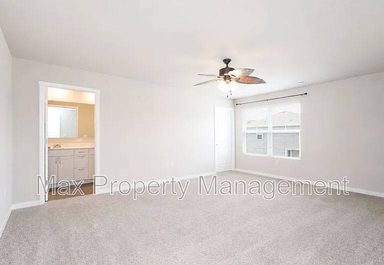 4173 Easton St — Photo 11