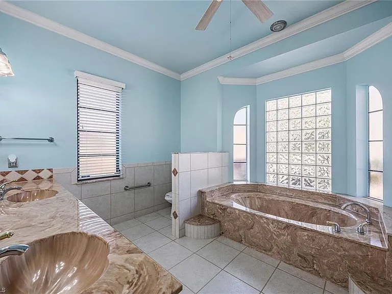 146 Windward Cay — Photo 16