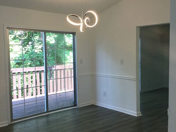 4th image of 3186 Kingswood Gln