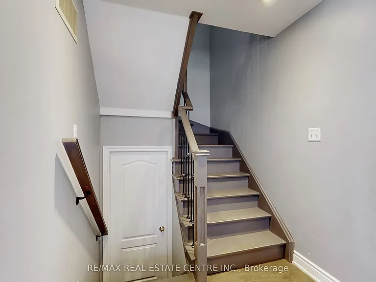 3941 Stardust Dr — Photo 25