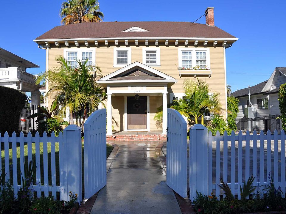 1st image of 244 N Wilton Pl
