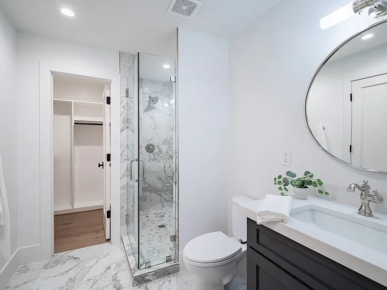 4529 Emerson Ave #8L — Photo 19