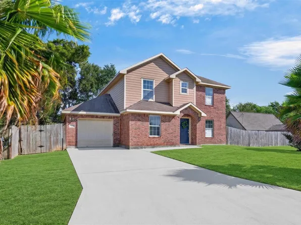 2820 28th Ave N, Texas City, TX 77590