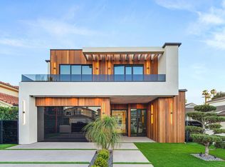 14822 Hesby St, Sherman Oaks, CA 91403