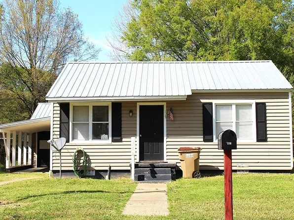 117 E Avenue H, Hooks, TX 75561