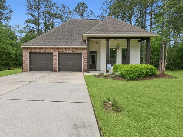 112 Grand Lake Dr, Covington, LA 70435