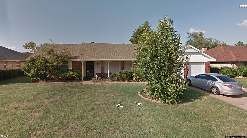 1st image of 2309 NW 112th Ter