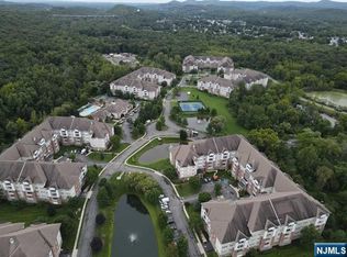 1218 Warrens Way, Wanaque, NJ 07465