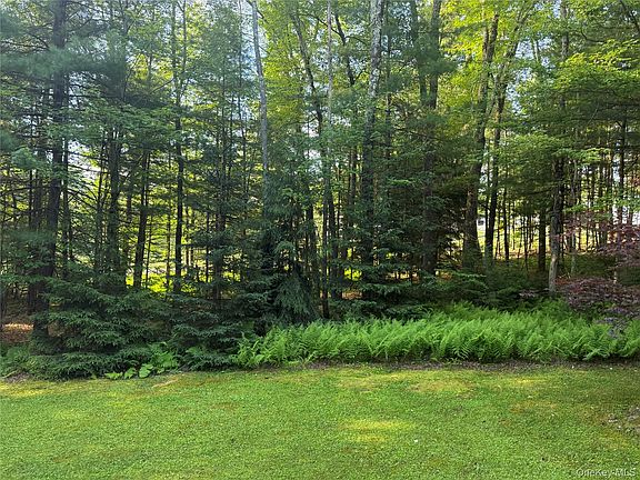 2nd image of 2769 State Route 55
