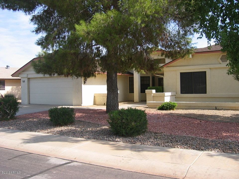 1st image of 19507 N 141st Ave