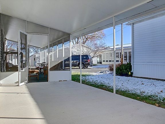 3rd image of 8175 N Shore Blvd Lot 38