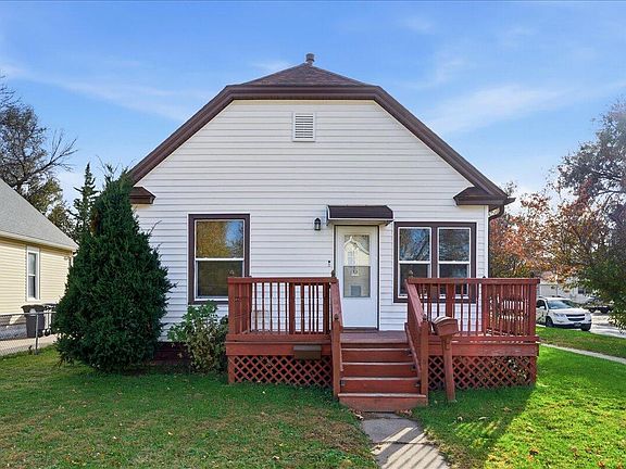 2nd image of 2555 Avenue C