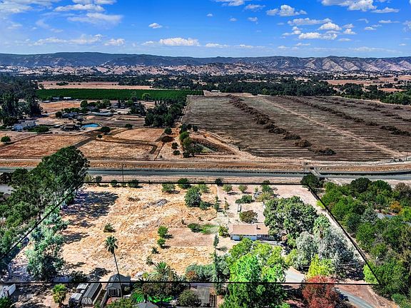 2nd image of 4766 Covey Lane