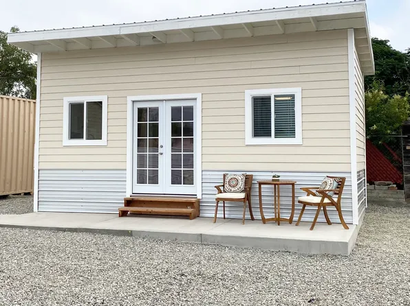 1391 Tourmaline Ave, Mentone, CA 92359