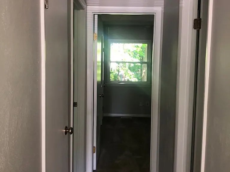 2312 Merl Cir — Photo 25