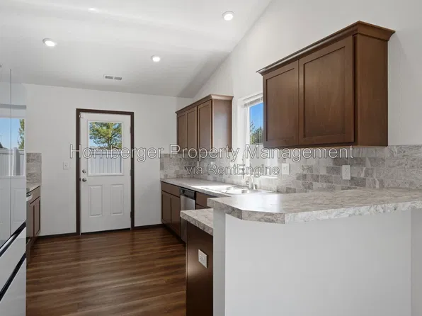 10326 W Salmonberry Rd, Cheney, WA 99004