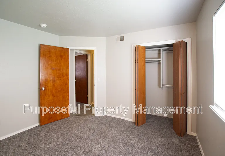 2624 N Markwell Ave — Photo 14