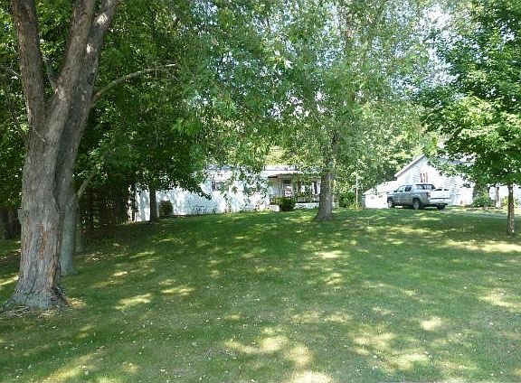 3rd image of 1347 Lone Pine Ln