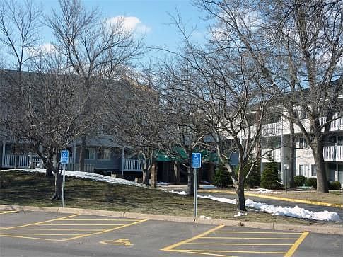 1st image of 1601 N Innsbruck Dr NE #265