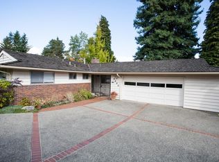 5220 156th Ave NE, Redmond, WA 98052