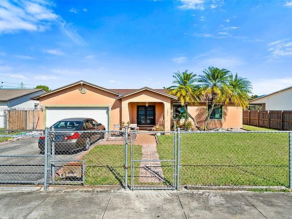 2nd image of 13611 SW 281st Ter