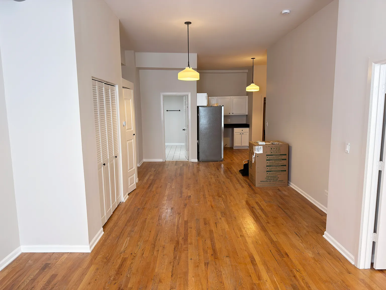 1536 N Milwaukee Ave — Photo 3