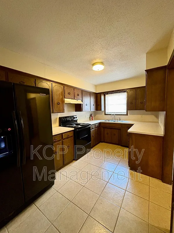 2 bed, 2.0 bath, 1526 sqft, $975 — Photo 3