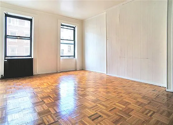 Rented by Warburg | media 27