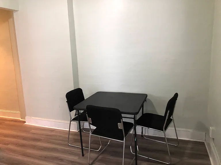 28 Haendel St #2 — Photo 6