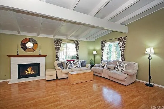 858 La Serena Dr — Photo 5
