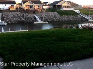 2014 Marina Rd SE, Mandan, ND 58554
