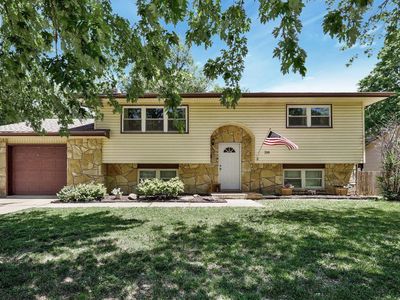 200 S Lauber Ln, Derby, KS, 67037