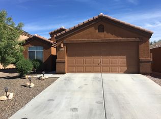 7890 N Jewelflower Dr, Tucson, AZ 85741