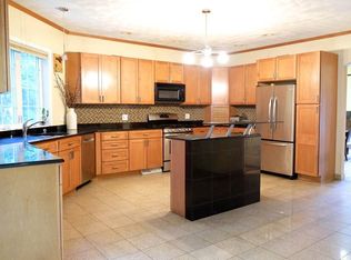 1 Commonwealth Ter, Swampscott, MA 01907