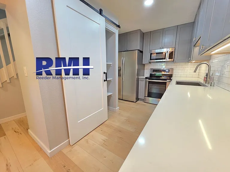 500 N National Ave #28 — Photo 4