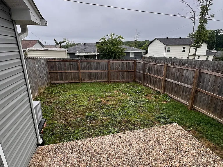 1820 Sanford Dr #4 — Photo 16