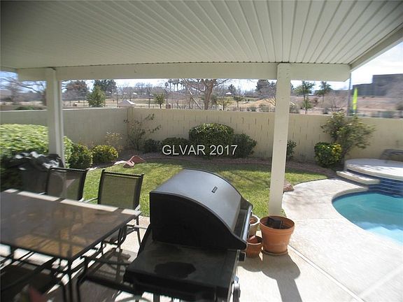 3rd image of 9025 Cotton Rose Way