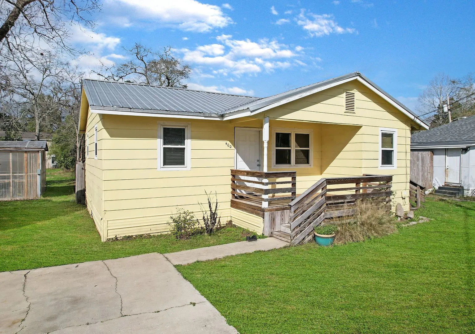 3 bedroom 1 bath house in Midtown available Mid- August — Photo 3