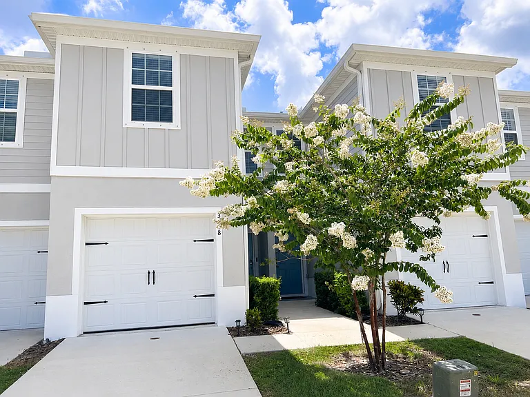 3158 Victoria Inlet Dr — Photo 2
