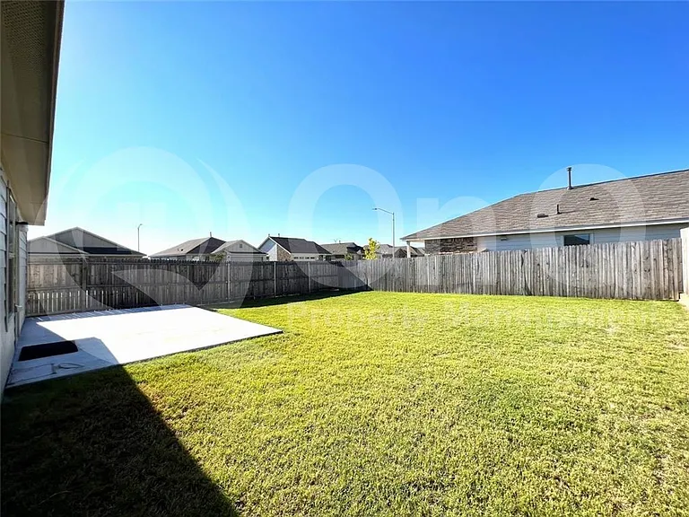 213 Anvil Dr — Photo 14