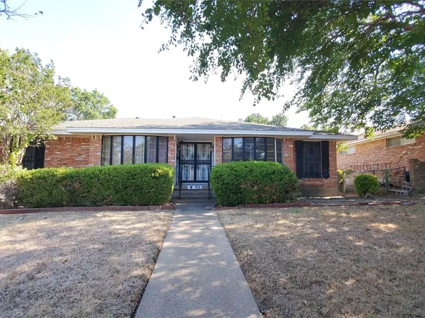 1526 Reynoldston Ln, Dallas, TX 75232