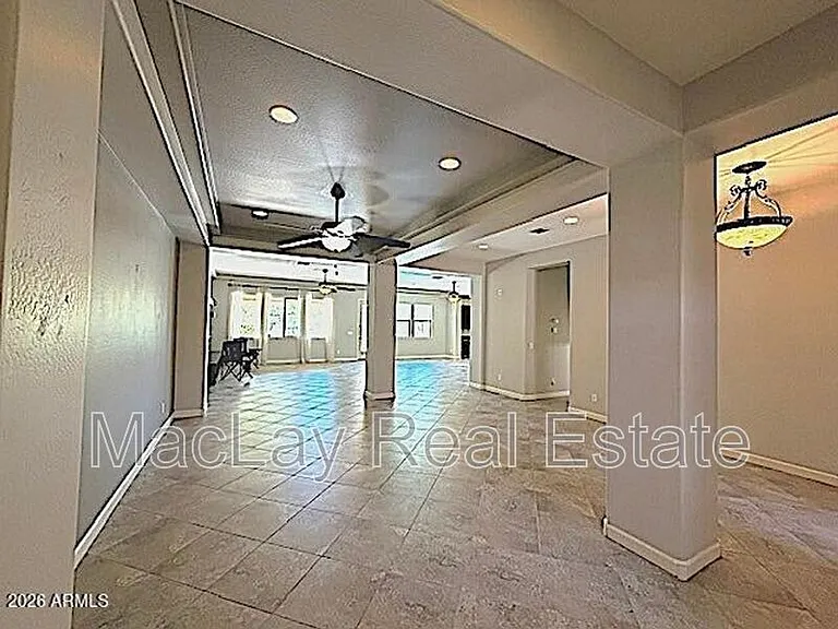 1142 E Bajor St — Photo 33