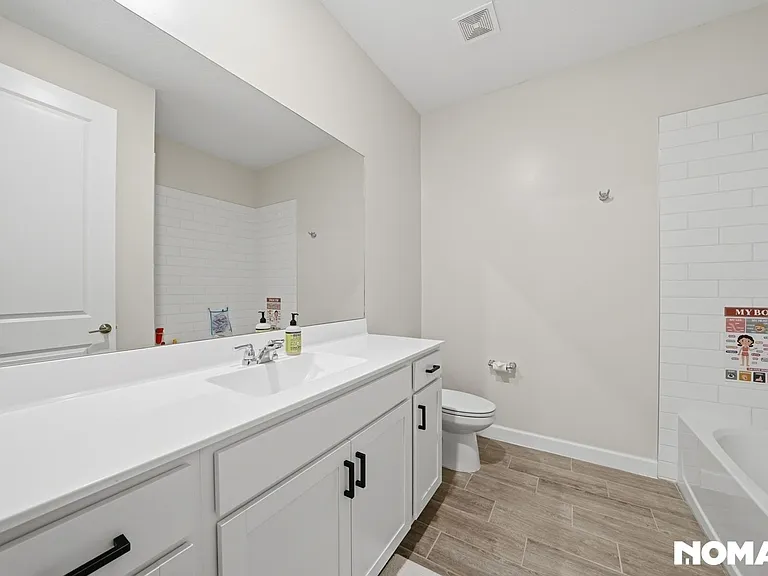12220 SW Roma Cir — Photo 24
