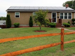 27 Noella Ave, Coventry, RI 02816