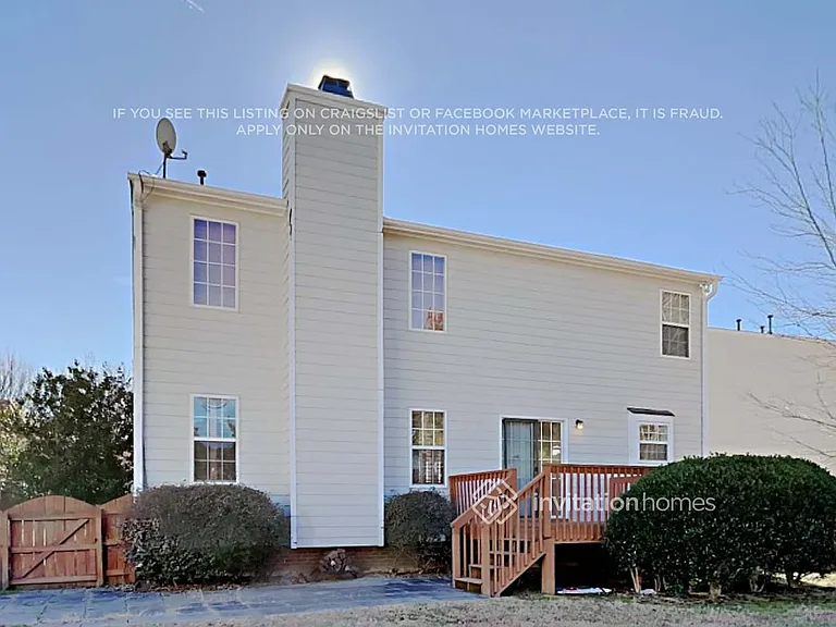 103 Newberry Ln — Photo 18