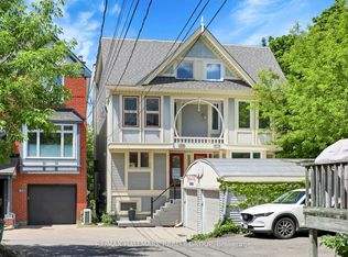 49 B 1st Ave, Ottawa, ON K1S 2G1