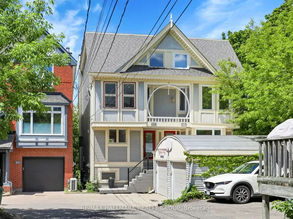 49 B 1st Ave, Ottawa, ON K1S 2G1